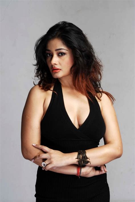 unseen tamil actress images pics hot kiran rathode black