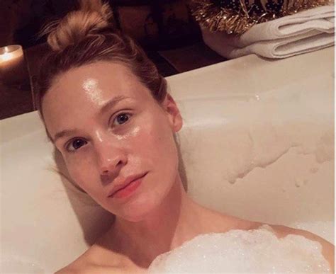 january jones nude pics and leaked porn topless scenes scandal planet