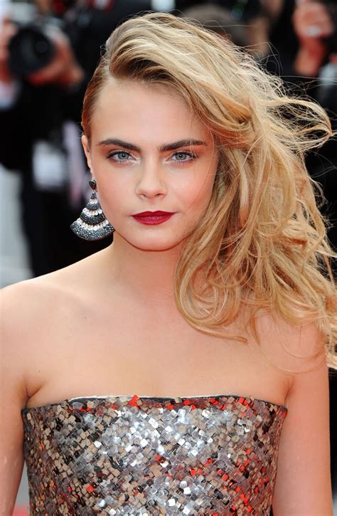 25 Stunning Photos Of Cara Delevingne Cara Delevingne Photos