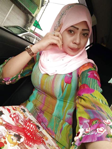 Awek Baju Kurung Ketat Nampak Bra 6 Pics Xhamster