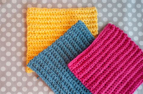 basic crochet stitches beginner ruffled scarf pattern tip junkie