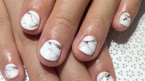 marble nails     manicure trend   steps todaycom
