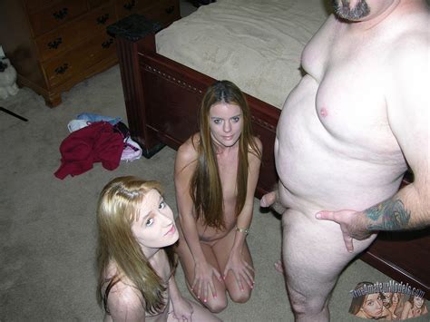 amateur threesome