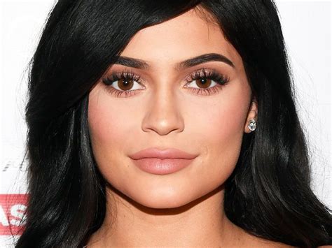kylie jenner lips encrypted tbn0 gstatic com images q tbn
