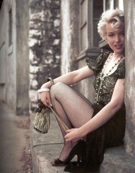 gorgeous pics of marilyn monroe photographed by milton h