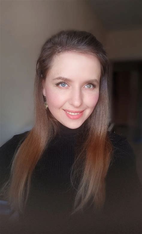 Natali From Odessa Ukraine35 Y O Green Eyes Blond Hair Id 692798