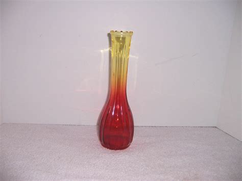 Triple A Resale Amberina Ombre Fluted Glass Vase