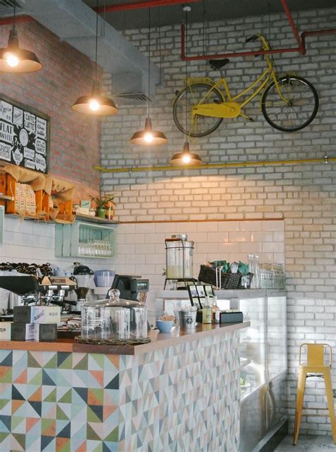 budget cozy cafe interior hladat googlom cozy cafe interior cafe interior design cafe