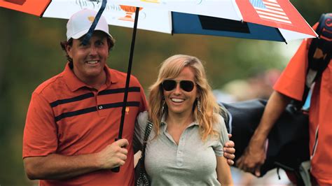 who is phil mickelson s wife