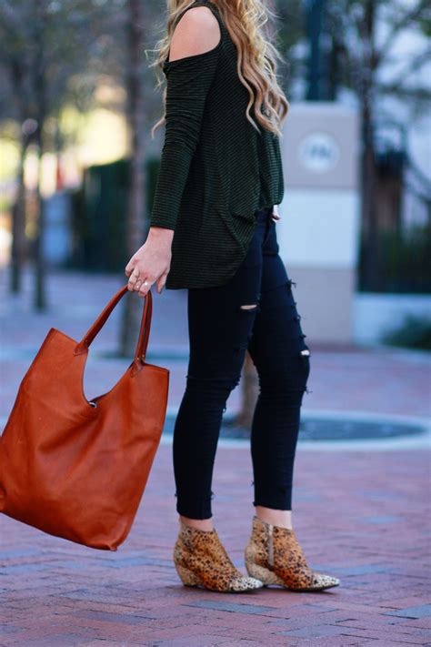 shannon jenkins of upbeat soles styles a casual fall outfit with lush