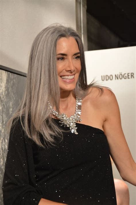 Long Grey Hair Beautiful Long Gray Hair Style Pictures