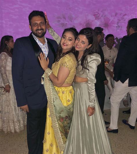 Ms Dhoni S Wife Sakshi Shares Fun Pictures From Her Birthday Party The