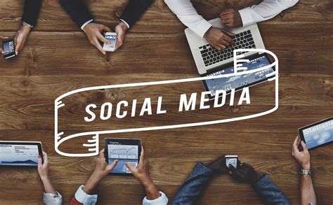 social media management benefits
