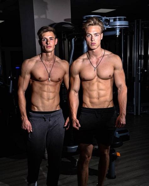Locker Room Abs Hot Men Hot Guys Bodybuilder Muscles Fitness Models