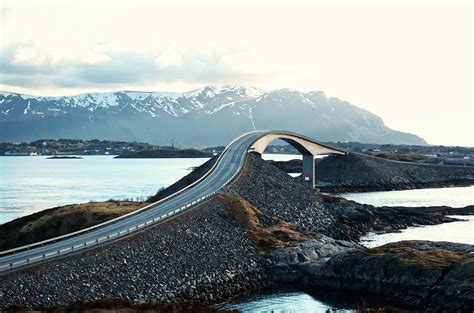 scenic routes  norway guy   road