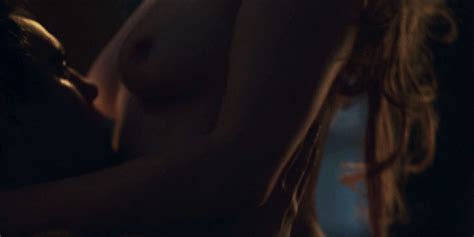 Nude Video Celebs Elisabeth Moss Nude The Handmaid S