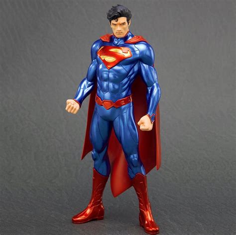 dc comic   superman action figure petagadget