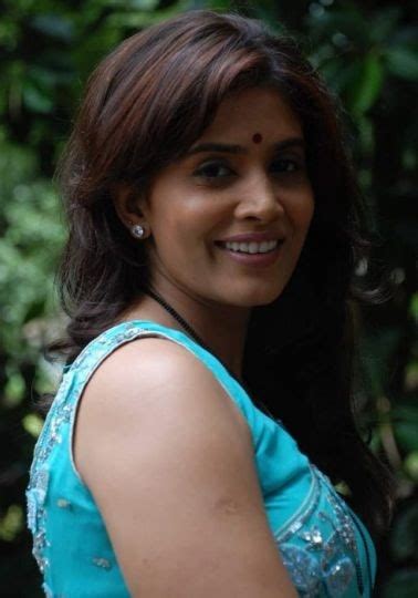 Hot Actresses Pictures And Gossips Sonali Kulkarni