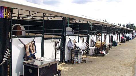 portable horse barns barn