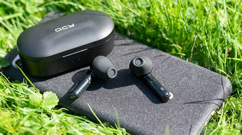 xiaomi qcy  bt wireless tws earbuds review tomtop blog