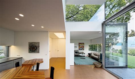 bungalow im gruenen moderne einfamilienhaeuser