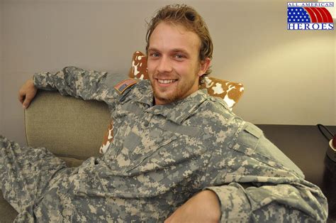 us army specialist masturbating his hairy curved cock fuckable men