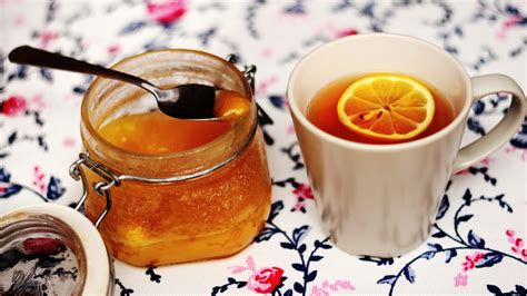 tea honey  lemon   classic trifecta    sore