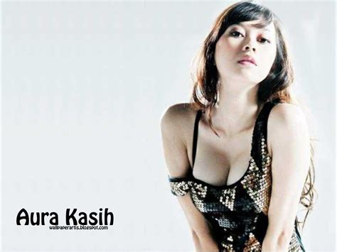 aura kasih sexy singer ~ komsos