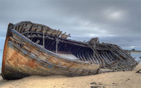 astonishing shipwreck treasures listverse