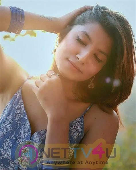 Actress Aastha Sharan Hot Sexy Stills 587929 Galleries And Hd Images