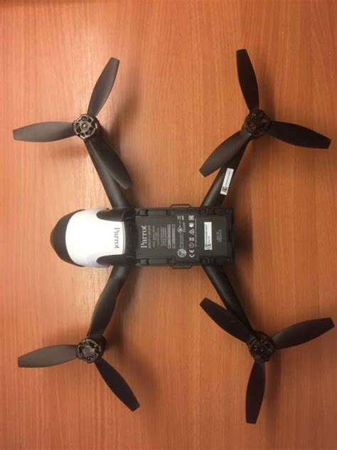 drone parrot bebop  skycontroller prix neuf