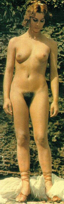 paola tedesco nuda ~30 anni in nerone