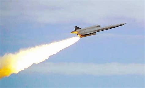 tupolev attacks tupolev ukraines tu  strizh   attack  russian air bases