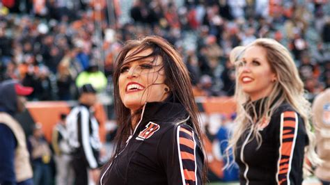 ben gals cheerleaders saints at bengals