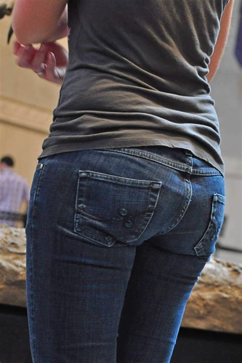 voyeuy jeans candid street voyeur hot nice tight or shapely ass
