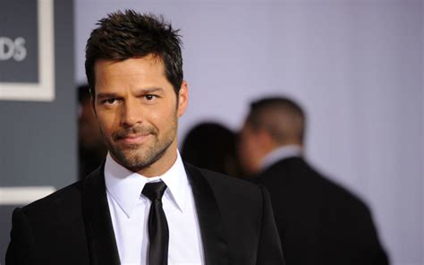 ricky martin i m open to having sex with women