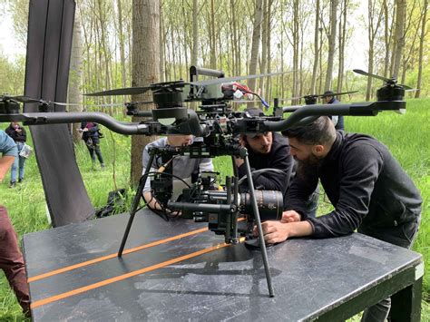 operateur drone pour fiction drone cinema alta  pour focale anamorphique