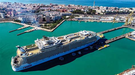 royal caribbeans largest cruise ships enters dry dock