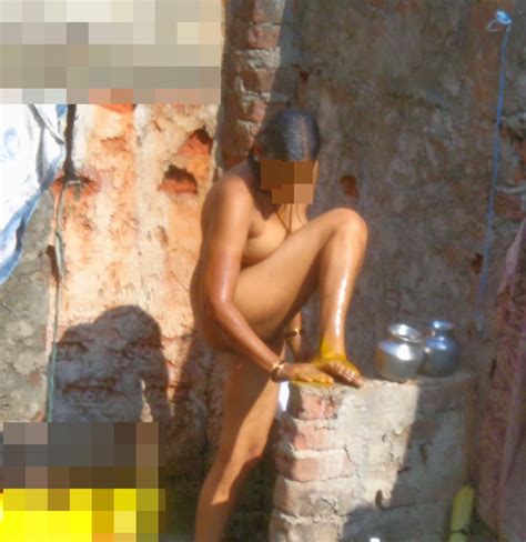 indian nude aunty bathing new gallery