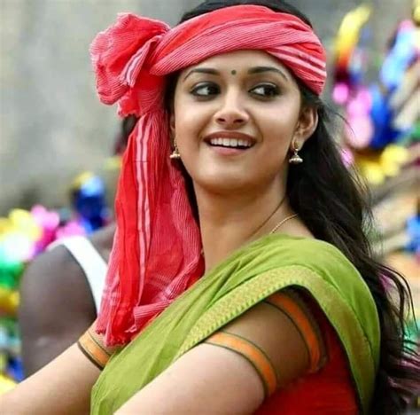 actress keerthi suresh smiling pics most beautiful south