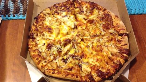 dominos memphis bbq chicken pizza majestytips