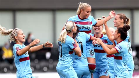 west ham women to play arsenal in front of up to 1 000 fans on saturday