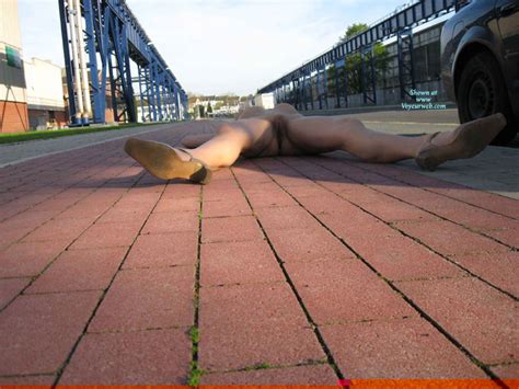 exhibitionist lying on the sidewalk may 2008 voyeur web hall of fame