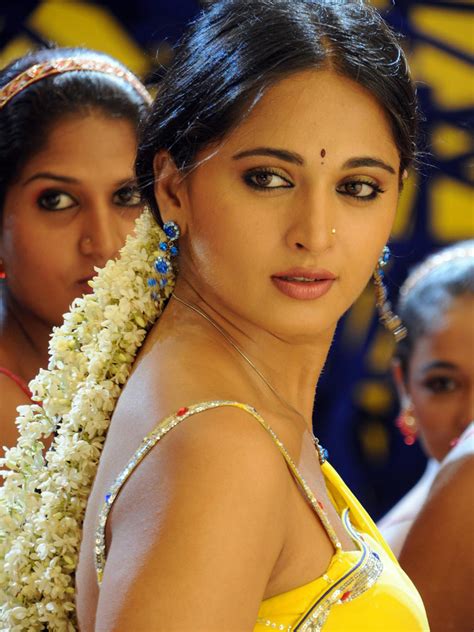 Actress Anushka Shetty Looking Yellow Saree Stills