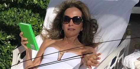 Susan Lucci 74 Shows Off Toned Legs In New Swimsuit Instagram