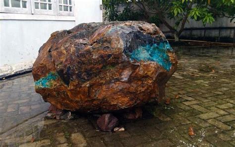 Fenomena Penemuan Batu Giok 20 Ton Di Aceh Seharga 2