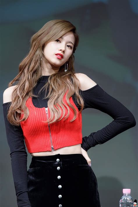 Twice Sana Looks Adorable In Off Shoulder Top Daily K
