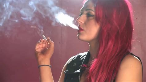 Redhead Smoking Queen Mp4 Youtube