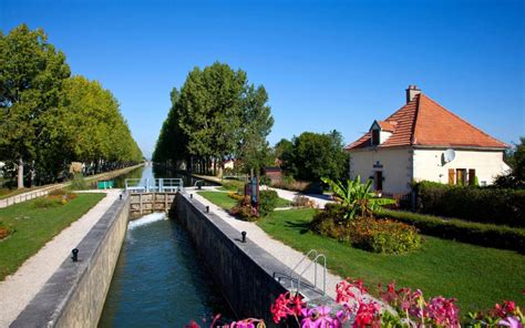 burgundy canal journeys