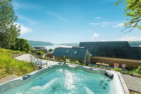 Holiday Cottages With Hot Tubs In Wales Coastal Cottages